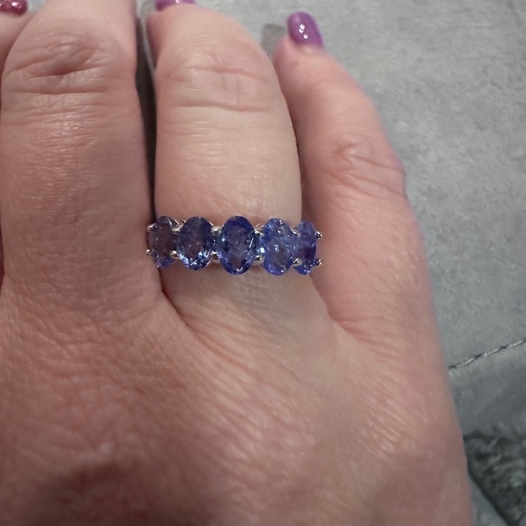 Tanzanite & Sterling Silver Ring Size 7 - Picture 4 of 12